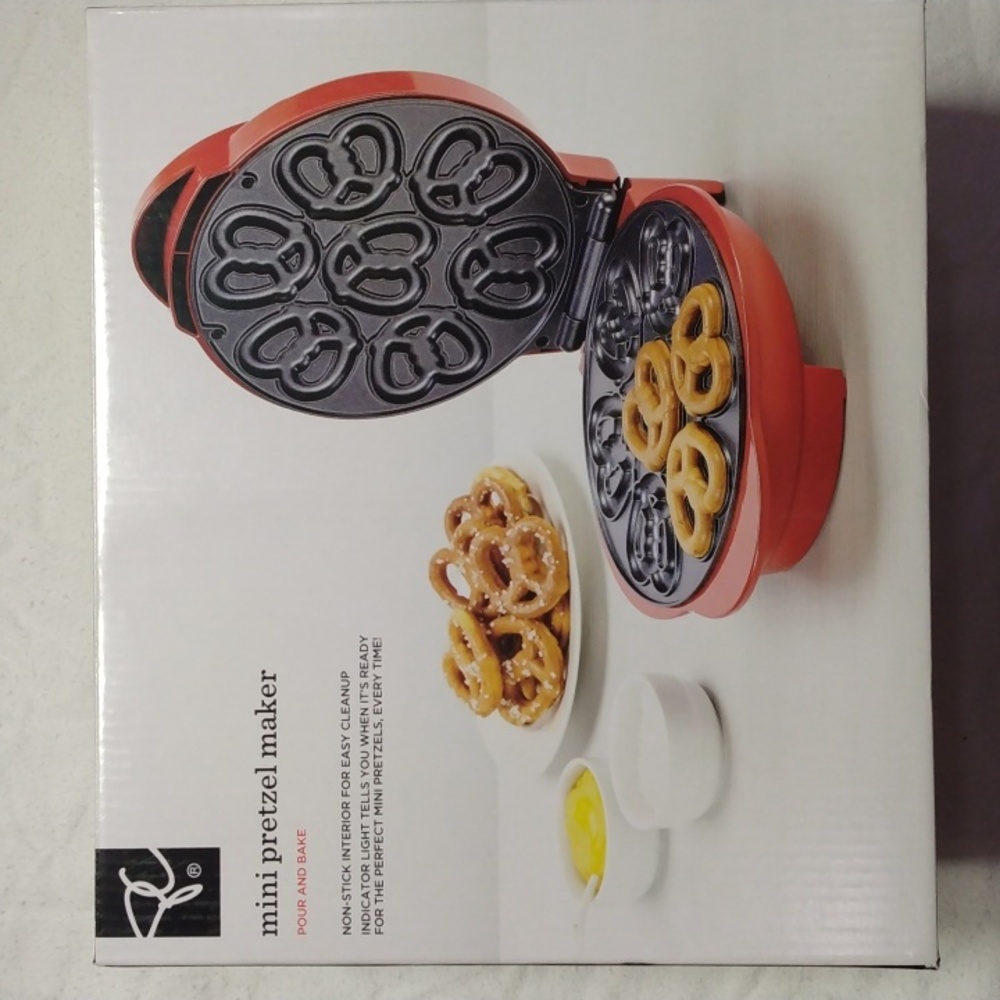 Mini Pretzel Maker